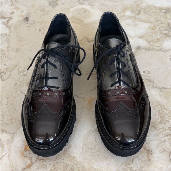 Florentia Pelle Firenze Patent Leather Wingtip Brogues - Picture 3 of 15